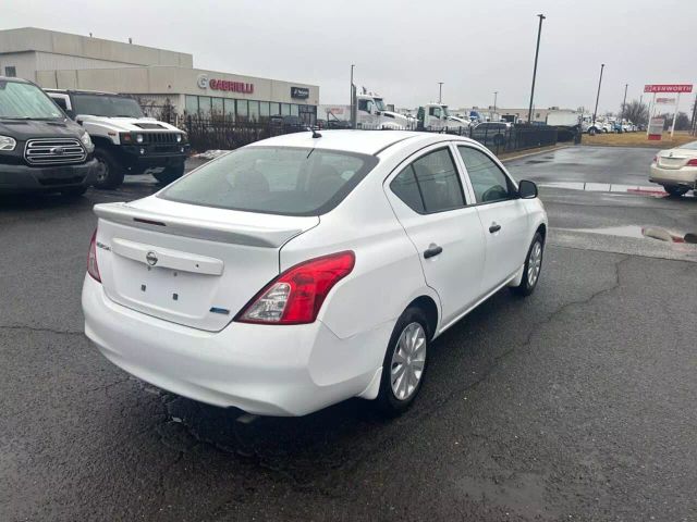 2014 Nissan Versa - Image 5