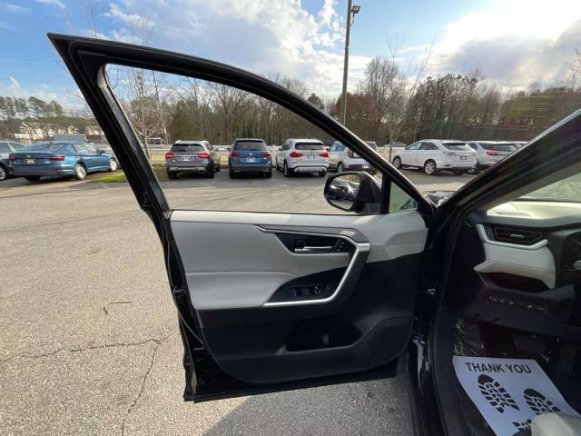2019 TOYOTA RAV4 SUV BLACK AUTOMATIC - Peach State Motors