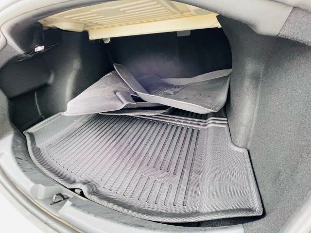 2020 Tesla Model 3 - Image 16