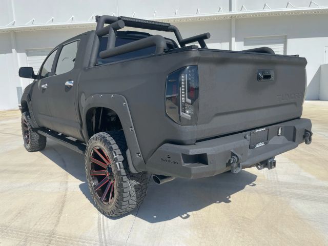 2019 Toyota Tundra Crewmax - Image 31