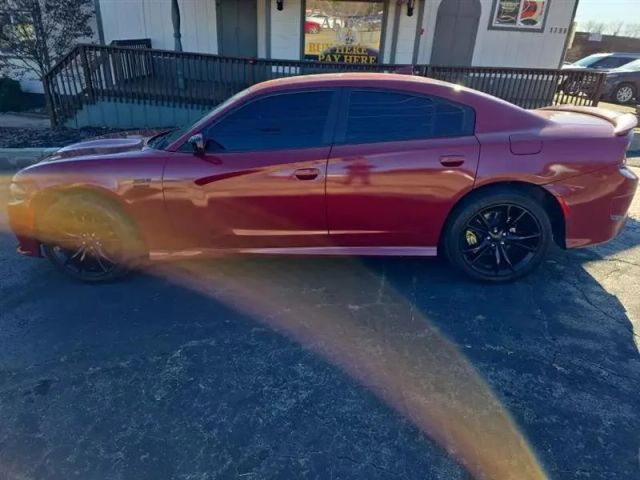 2017 Dodge Charger - Image 8