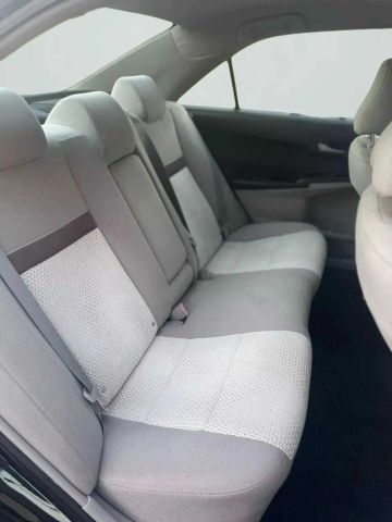 2012 Toyota Camry - Image 19