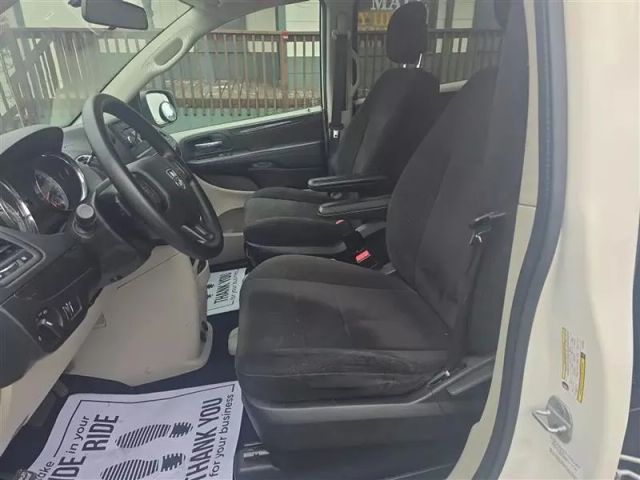 2013 Dodge Grand Caravan Passenger - Image 12