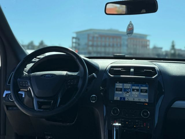 2017 Ford Explorer - Image 17