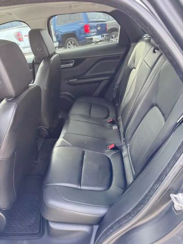 2018 Jaguar F-pace 25t Premium Sport Utility 4d - Image 12