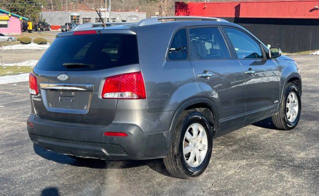 2011 Kia Sorento - Image 7