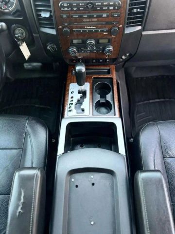 2010 Nissan Titan Crew Cab - Image 17