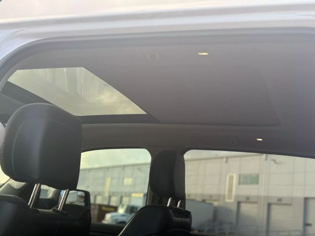 2022 Ram 1500 Crew Cab - Image 27