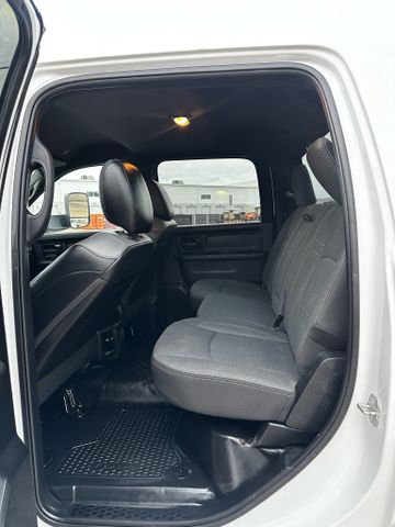 2022 Ram 5500 Crew Cab & Chassis - Image 14