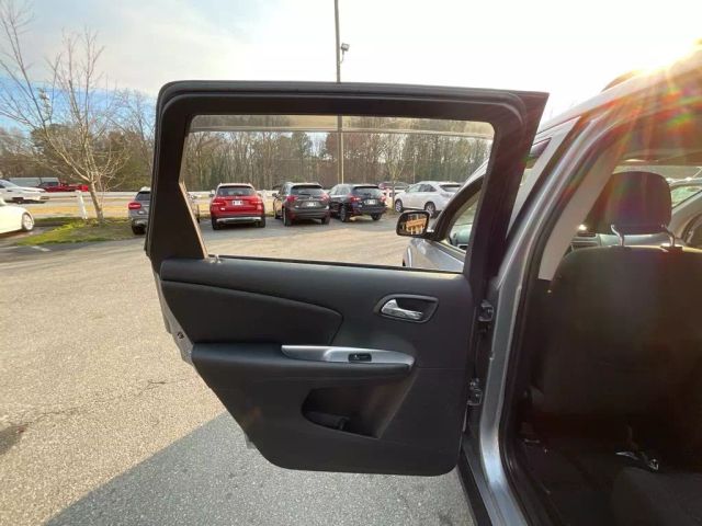 2018 DODGE JOURNEY SUV SILVER AUTOMATIC - Peach State Motors