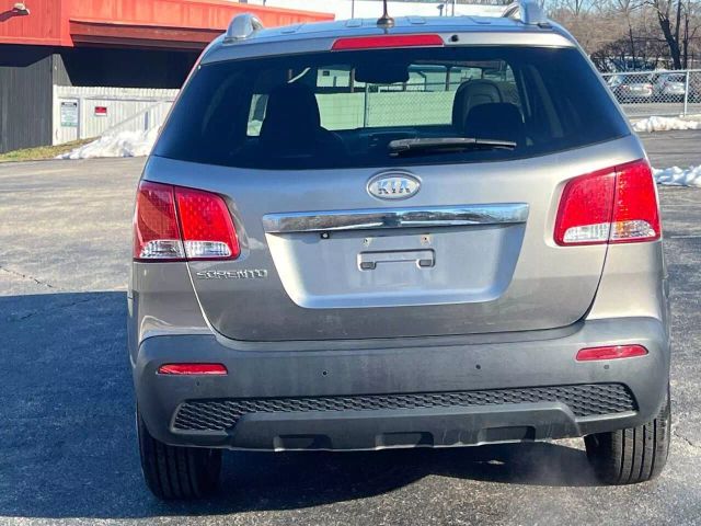 2011 Kia Sorento - Image 6