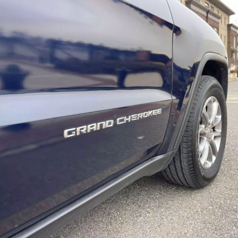 2015 Jeep Grand Cherokee Limited Sport Utility 4d - Image 35