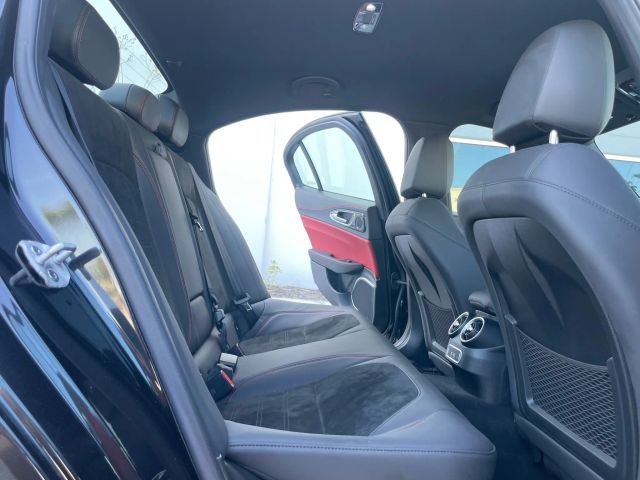 2021 Alfa Romeo Giulia - Image 128
