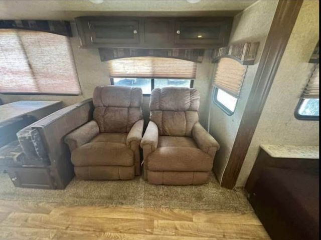 2016 Sporttrek Venture - Image 13