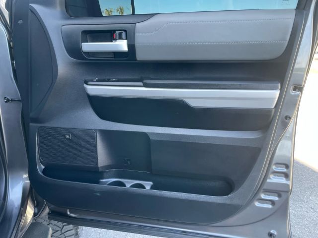 2019 Toyota Tundra Crewmax - Image 117