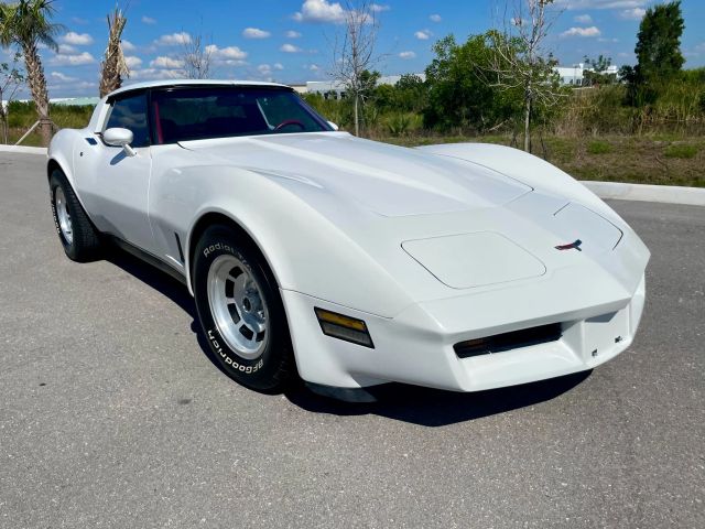 1980 Chevrolet Corvette - Image 2