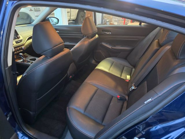 2020 Nissan Altima 2.5 Sr Sedan 4d - Image 10