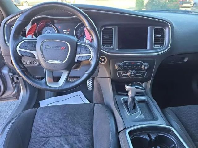 2017 Dodge Charger - Image 10