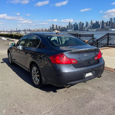 2009 Infiniti G37x Sedan 4d - Image 5