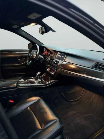 2016 Bmw 5 Series - Image 16