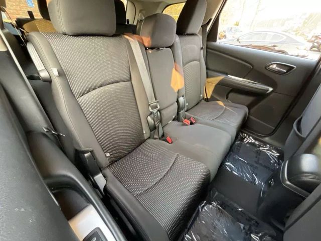 2018 DODGE JOURNEY SUV SILVER AUTOMATIC - Peach State Motors