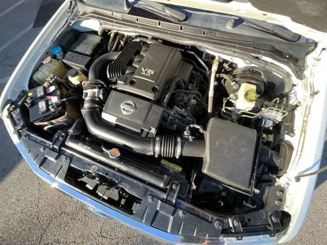 2017 NISSAN FRONTIER CREW CAB PICKUP WHITE AUTOMATIC - Peach State Motors