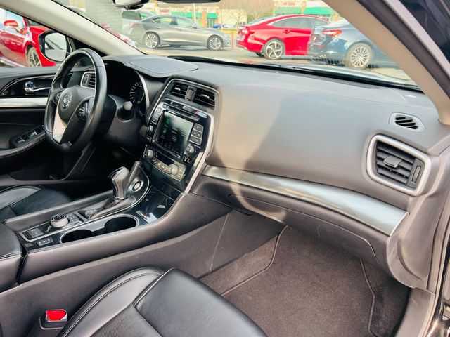 2022 Nissan Maxima - Image 26