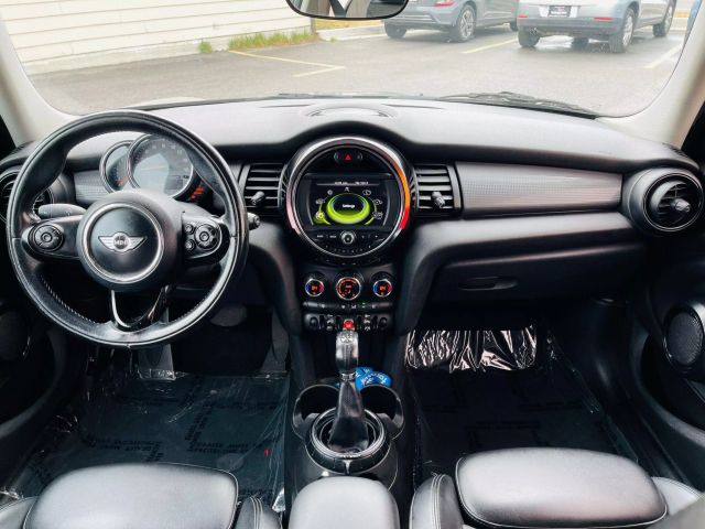 2015 Mini Hardtop 4 Door - Image 24