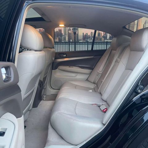2013 Infiniti G37x Sedan 4d - Image 15