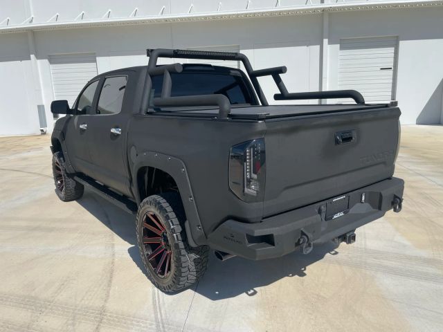 2019 Toyota Tundra Crewmax - Image 32