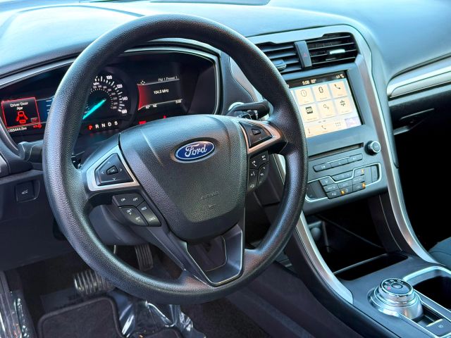 2018 Ford Fusion - Image 15