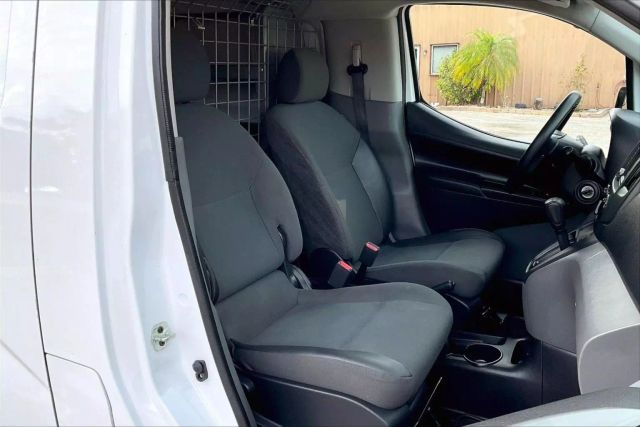 2020 Nissan Nv200 - Image 5