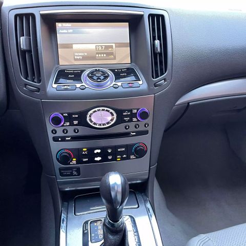 2013 Infiniti G37x Sedan 4d - Image 25