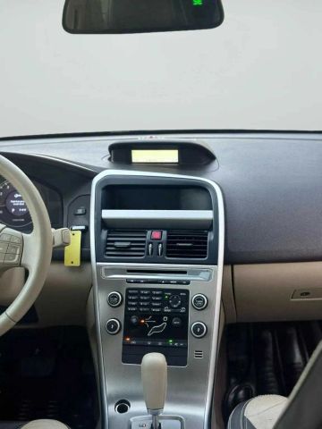 2010 Volvo Xc60 - Image 19