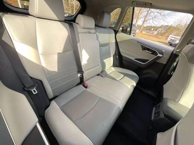 2019 TOYOTA RAV4 SUV BLACK AUTOMATIC - Peach State Motors