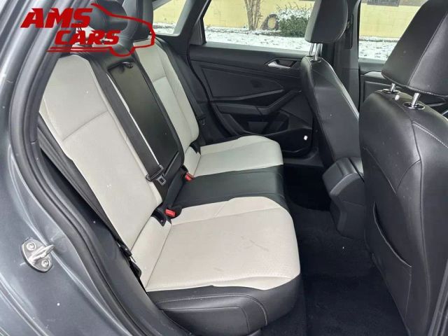 2019 Volkswagen Jetta - Image 12