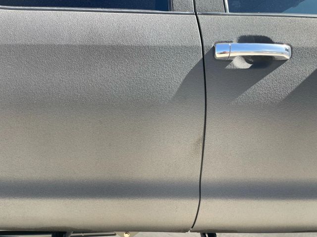 2019 Toyota Tundra Crewmax - Image 13