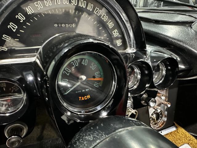 1962 Chevrolet Corvette - Image 95