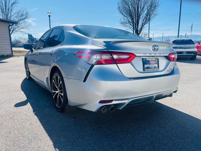 2018 Toyota Camry Hybrid - Image 9
