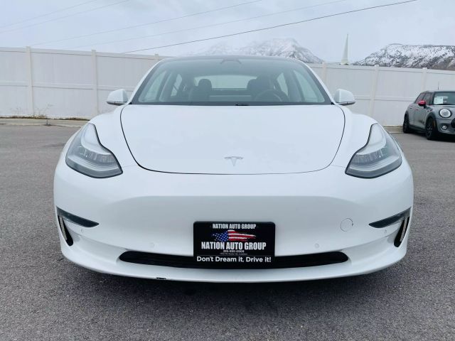 2020 Tesla Model 3 - Image 3