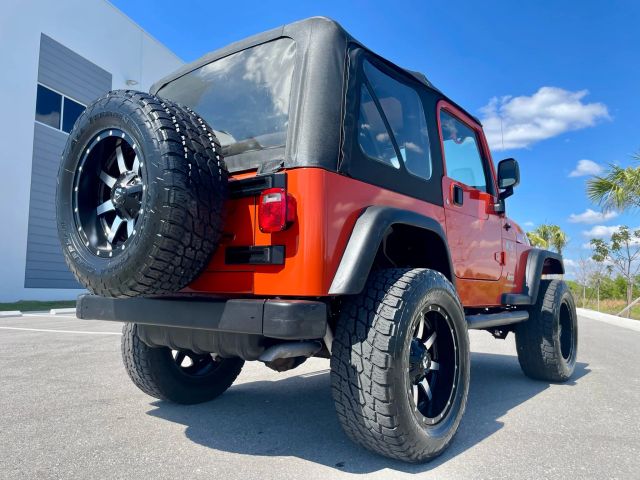 2005 Jeep Wrangler - Image 18