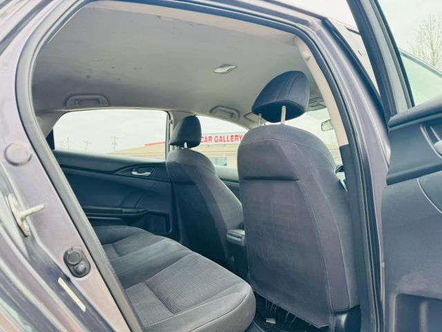2019 Honda Insight - Image 22