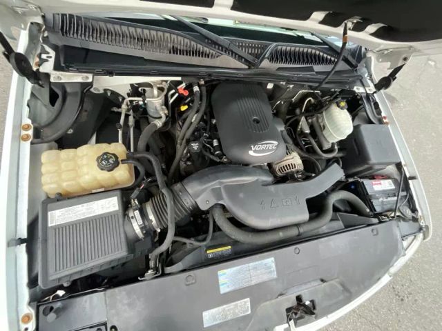 2005 CHEVROLET TAHOE SUV WHITE AUTOMATIC - Peach State Motors