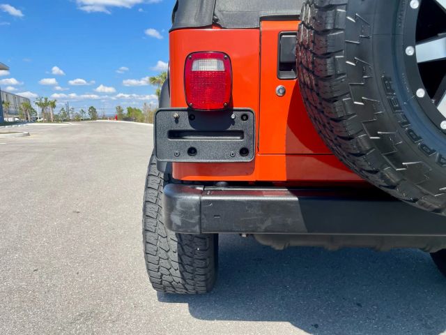 2005 Jeep Wrangler - Image 29