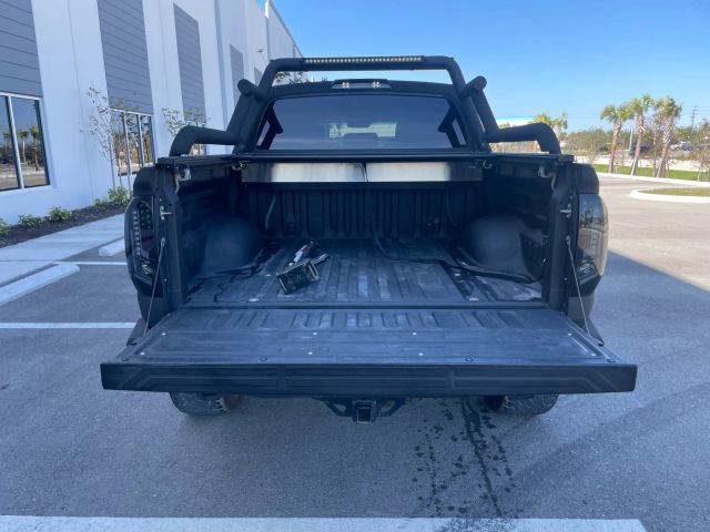 2019 Toyota Tundra Crewmax - Image 80