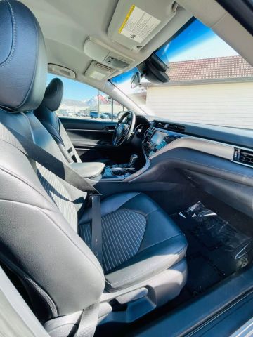 2018 Toyota Camry Hybrid - Image 23