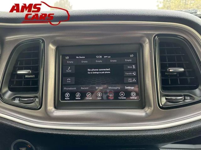 2019 Dodge Challenger - Image 38