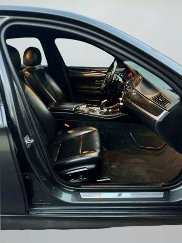 2016 Bmw 5 Series - Image 18