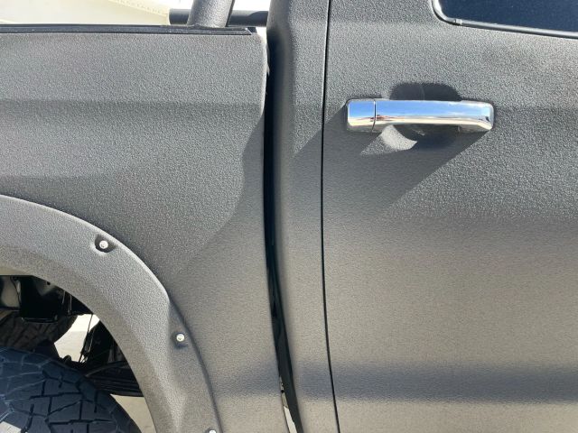 2019 Toyota Tundra Crewmax - Image 14