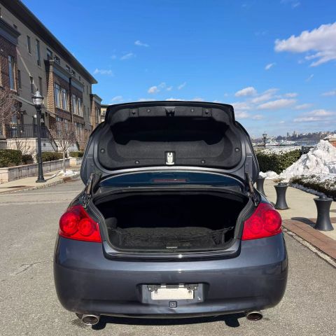 2009 Infiniti G37x Sedan 4d - Image 7